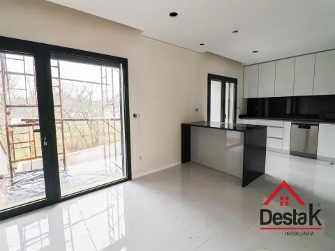 Maison dans village 3 Chambre(s)