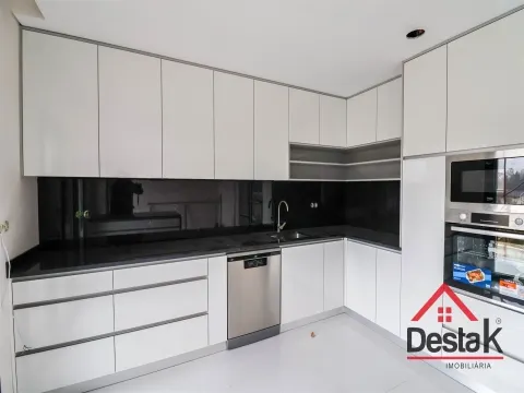 Maison dans village 3 Chambre(s)