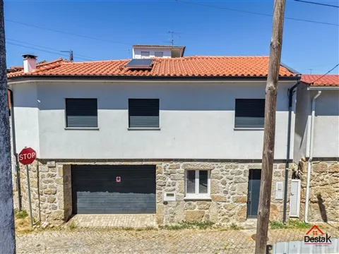 Moradia V2 no para venda em São Pedro do Sul
