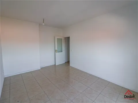 Apartamento T2 no centro de Viseu para arrendamento