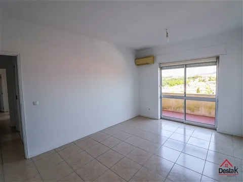 Apartamento T2 no centro de Viseu para arrendamento