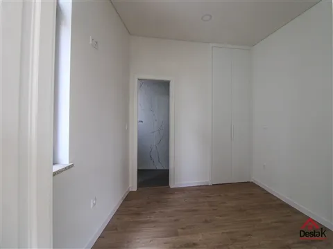Flat T1