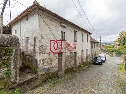 Moradia para Restaurar T4