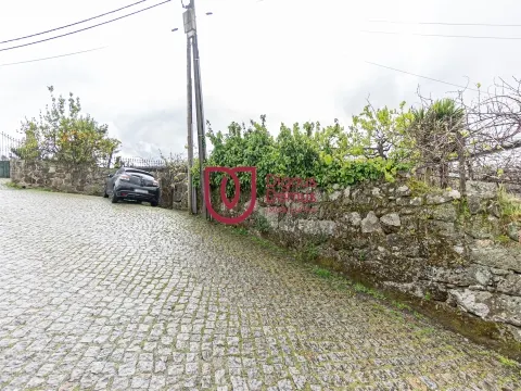 Moradia para Restaurar T4