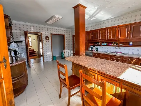 Moradia T6 - Lamaçães