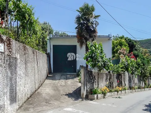 Armazém com terreno - Vacalar