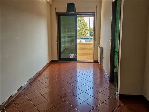 Apartamento T2 - Esmeriz