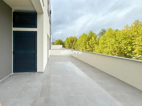 Apartamento T3, nas Termas de São Pedro do Sul