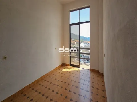 Loja no centro de São Pedro do Sul