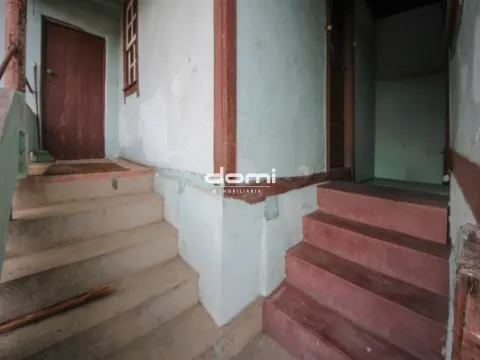 &#127969; Moradia T3 para Reconstrução – Paz, Natureza e Conforto