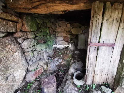 &#127969; Moradia T2 no Picão – Montemuro, Castro Daire