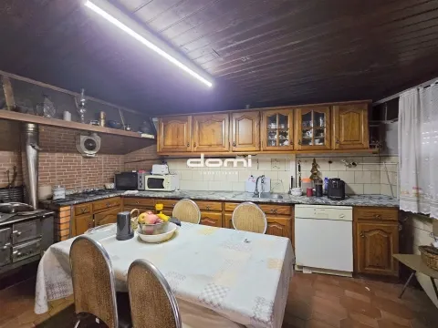 🔥OPORTUNIDADE IMPERDÍVEL! 🏡 Moradia T4 em Aldeia, Sul, São Pedro do Sul