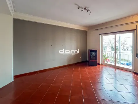 Apartamento T3 com Terraço localizado no centro da Cidade de São Pedro do Sul