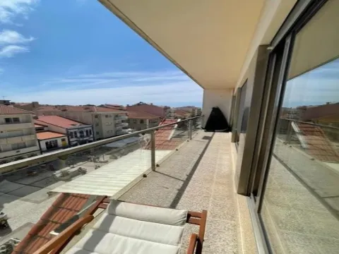 Penthouse T1 Duplex com Vista Mar — a Apenas 100 Metros da Praia do Furadouro!