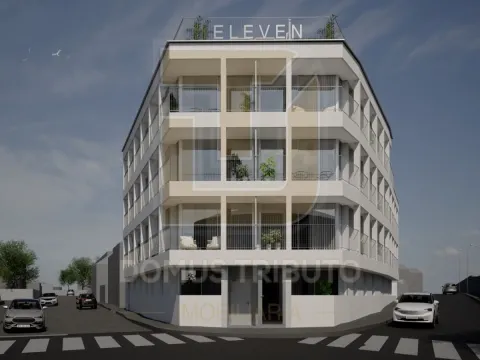Apartamento T2 em construção, com Box junto ao Colégio Efanor, Matosinhos