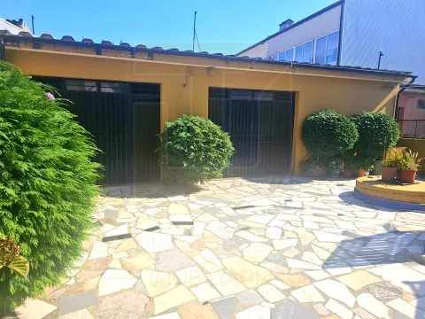  Moradia Bifamiliar em Propriedade Total &#124; Custoias, Matosinhos