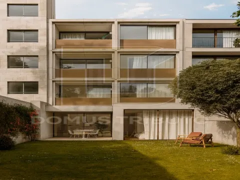 Apartamento T1 Novo com Terraço junto à Praia e Metro | Matosinhos Sul