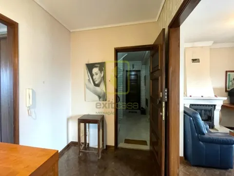 Apartamento T3 no Centro de Aveiro