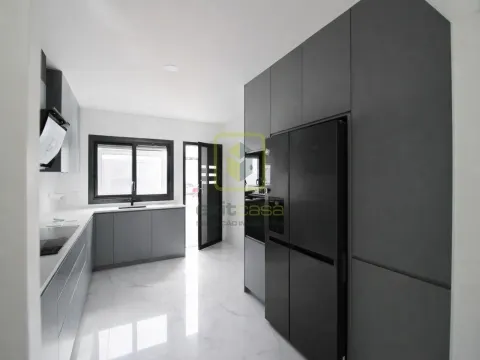 Moradia T3+1 em Ílhavo