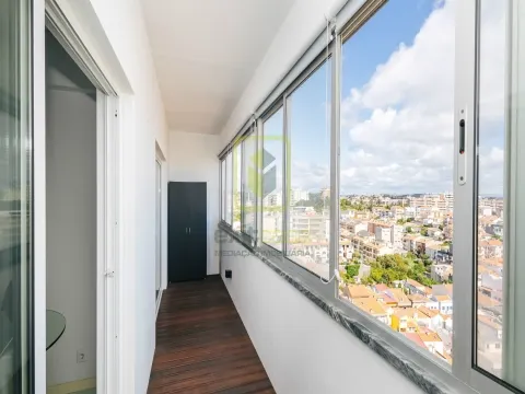 Apartamento T1 na Primeira Linha de Mar!