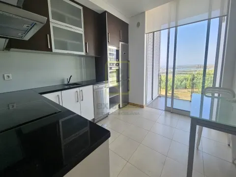 Apartamento T2 Mobilado para Arrendamento