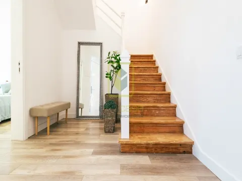 Moradia T4 com vista de mar