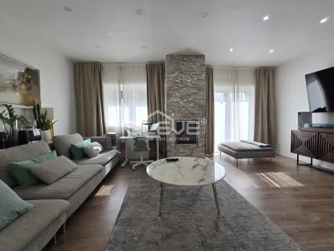 Moradia T4 totalmente renovada em Oliveira do Douro 