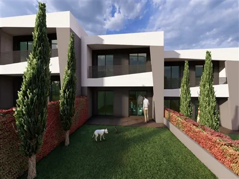 Moradia Geminada T3 Venda