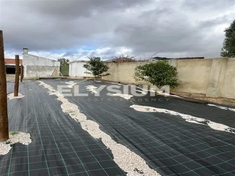 Moradia para Restaurar T2