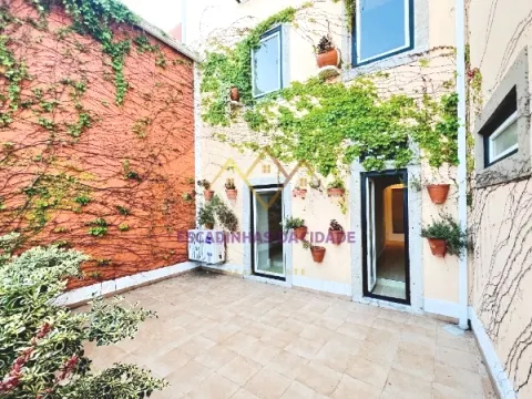 2 Bedrooms, New in Massamá