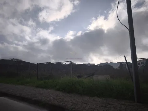 Oportunidade Única de Investimento – Lote para Equipamento no Alto da Montanha, Carnaxide