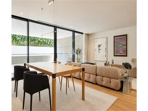 Apartamento T4 Duplex ao Parque da Cidade
