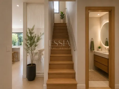 LUXURY 4 bedroom TRIPLEX villa with terrace, garden, swimming pool in the center of Matosinhos Sul