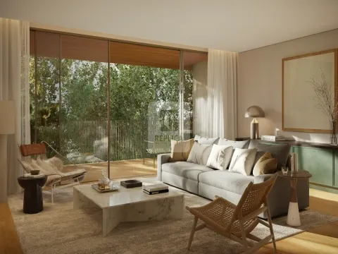 Two bedroom flat with 150m2 private garden at the Foliage Development in Foz do Douro