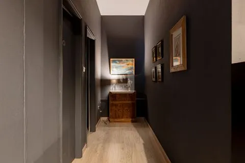 Magasin de 670 m2 avec garage au centre de Rio | Commerce ou services