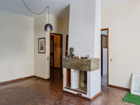 Appartement avec 4 chambres à Boavista avec garage