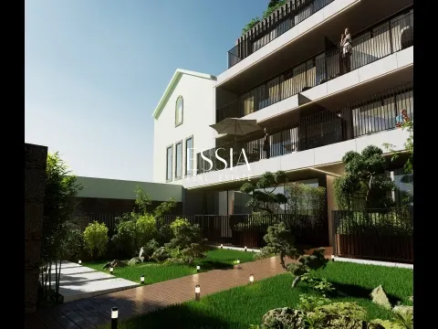 Apartamento de tres dormitorios con balcón en Leça da Palmeira