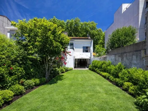 5 Bedroom Villa with Garden and Terrace in Foz do Douro