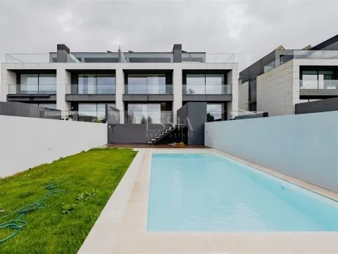 Maison T3+1 avec Vue sur Mer et Piscine