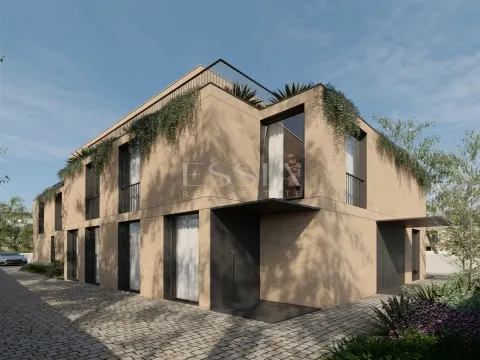 Terrain avec projet approuvé à Francelos