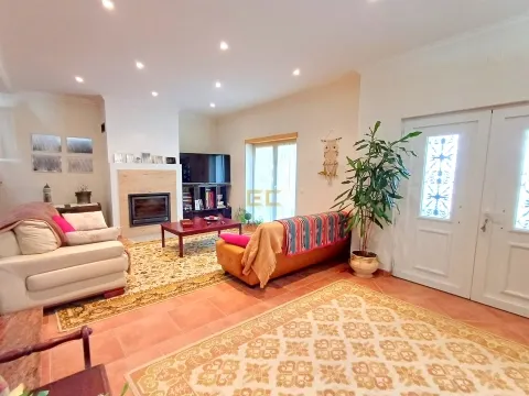 独立式的房子 4个房间