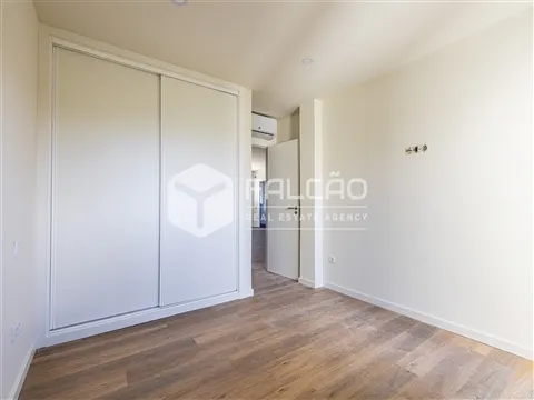 Appartement 2 Chambre(s)+3