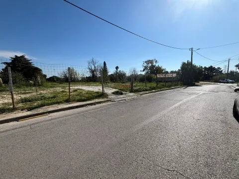 TERRENO URBANO  |  PARA CONSTRUÇÃO  |  Com 1021 m2  |  VALE MILHAÇOS  |  CORROIOS