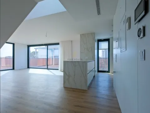 Apartamiento duplex de 4 habitaciones
