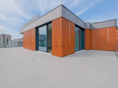 Apartamiento duplex de 4 habitaciones