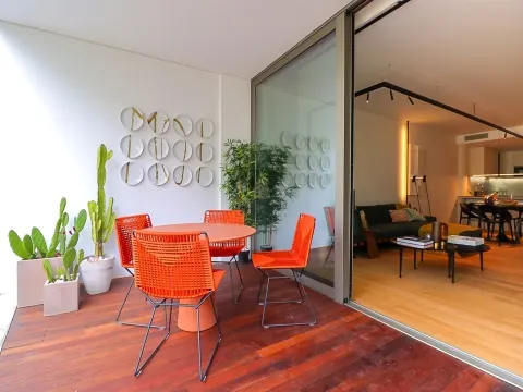 Arrenda-se T1 mobilado, com garagem e frente de Rio na Afurada, Vila Nova de Gaia