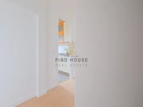 Arrenda-se Apartamento T2 com vista Rio em Penha de França, Lisboa