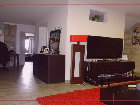 Maison à Restaurer 3 Chambre(s)