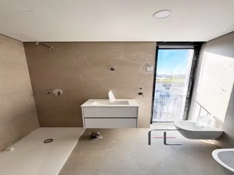 T1+1 Novo em São Mamede | Polo Universitário | Hospital S. João