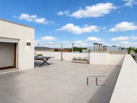 Apartamento T4